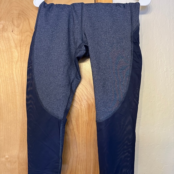 Kari Traa 3/4 length leggings - Picture 1 of 4